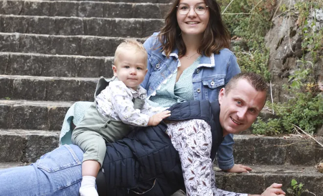 shooting photo en famille dans les ruelles de Beaupréau, Beaupréau-en-Mauges, FOCUS 49